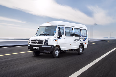 Traveller 17 Seater